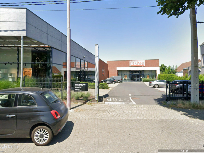 Belle surface commerciale "ATH 30"