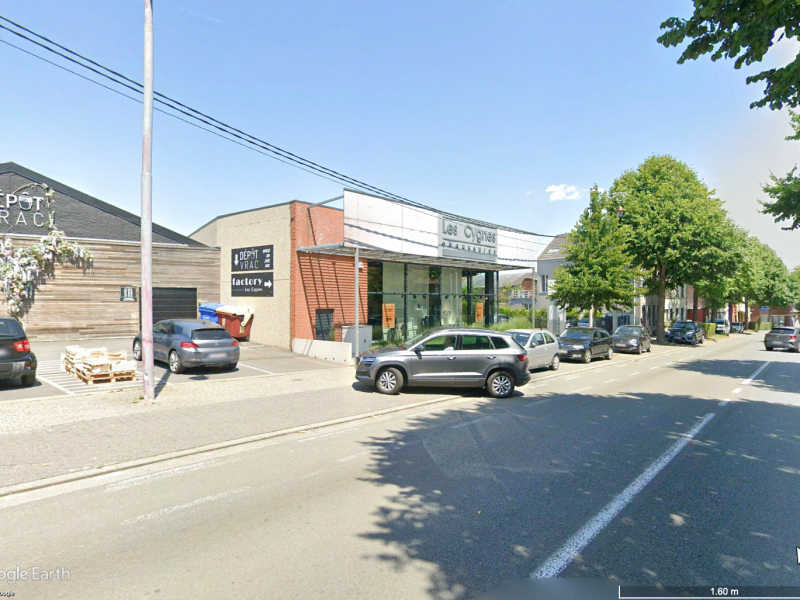 Belle surface commerciale "ATH 30"