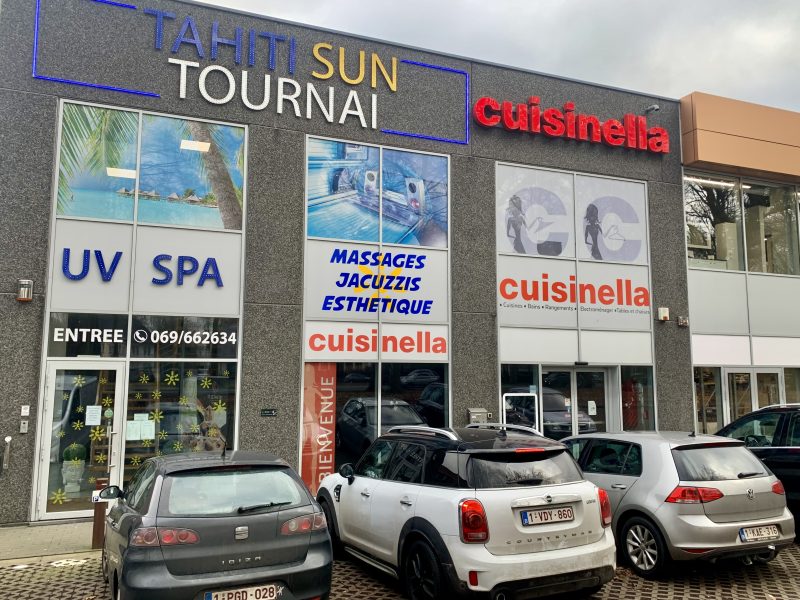 Surface commerciale avec belle visibilité "MAIRE 139/01"