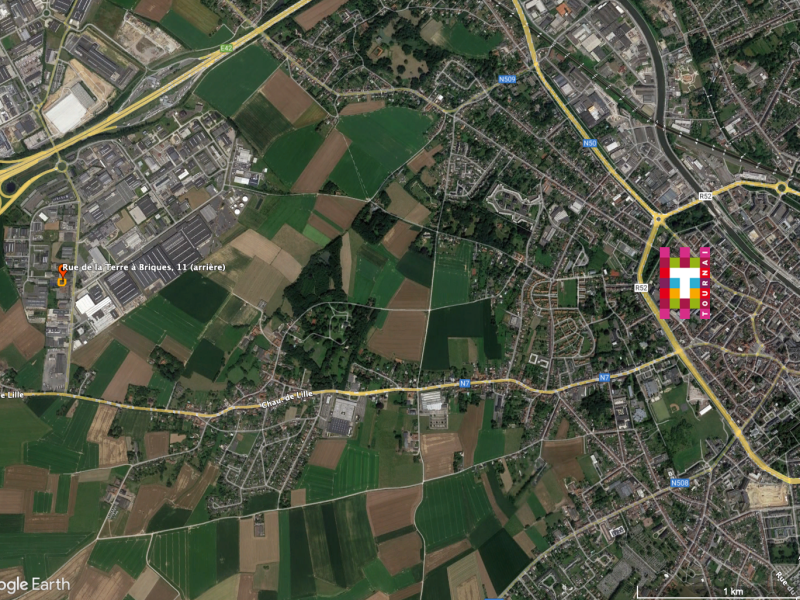 Bâtiment polyvalent socio-économique mixte "ZIT 11"