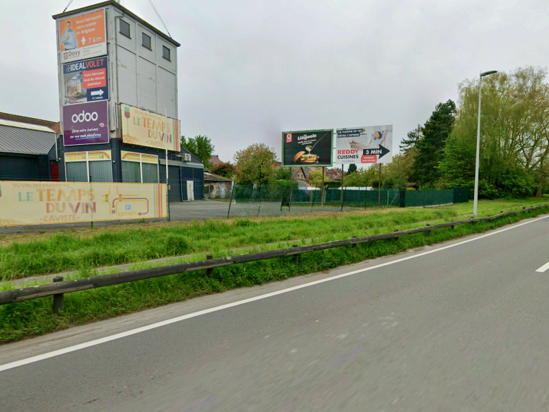 Pratique entrepôt-atelier périurbain de Tournai