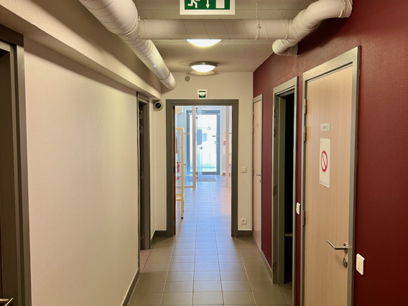 Bureaux exclusifs et paisibles, à deux pas des autoroutes