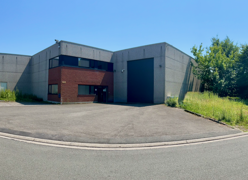 Hub logistique et bureaux - ZIT